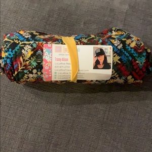 Lularoe patterned workout pants